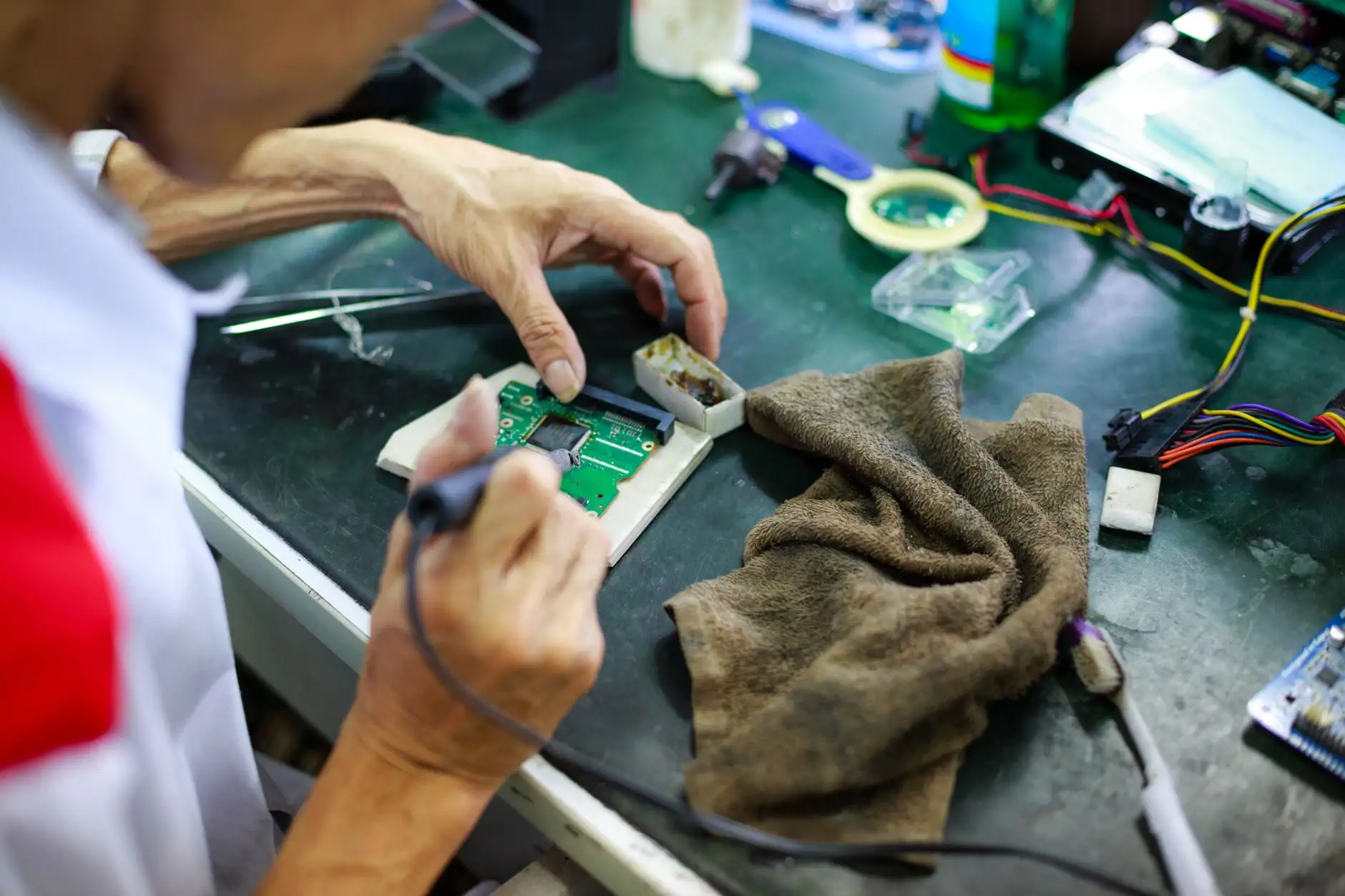 呼叫中心话务台选型指南：关键参数与适配场景解析