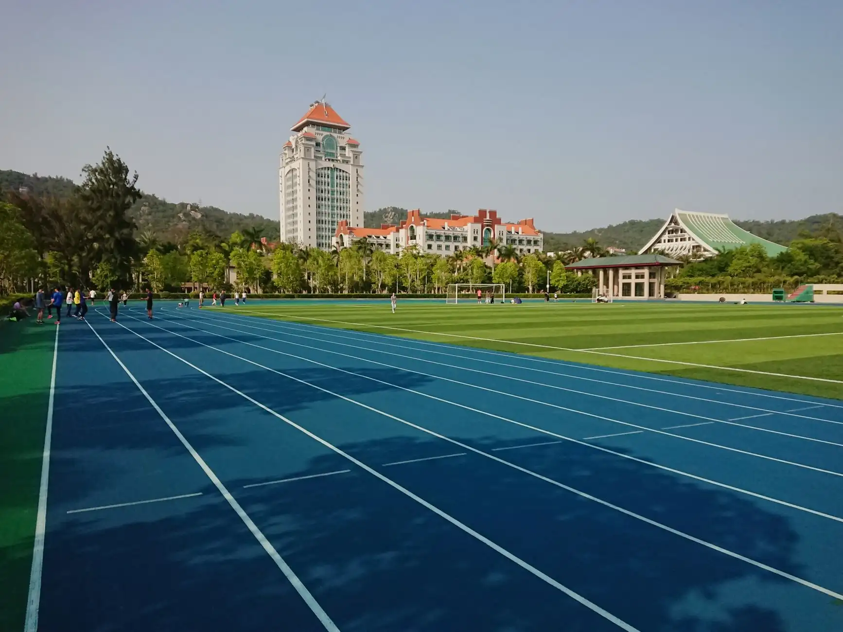 2025年客服耳机降噪技术新突破：如何提升嘈杂环境下的通话清晰度
